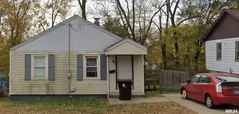 3024 W Wiswall St, Peoria, IL 61605