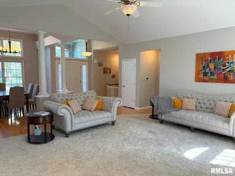 3800 Thackeray Dr, Springfield, IL 62711 photo 5