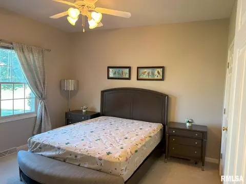 3800 Thackeray Dr, Springfield, IL 62711 photo 16