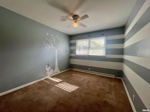 Bedroom - 205 Maple St, Abingdon, IL 61410 photo 3 of 7