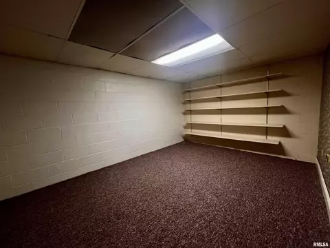 Bedroom - 205 Maple St, Abingdon, IL 61410 photo 6 of 7
