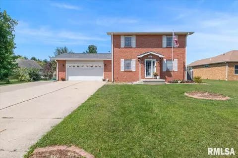 707 N Bitterroot Ct, Athens, IL 62613 photo 2