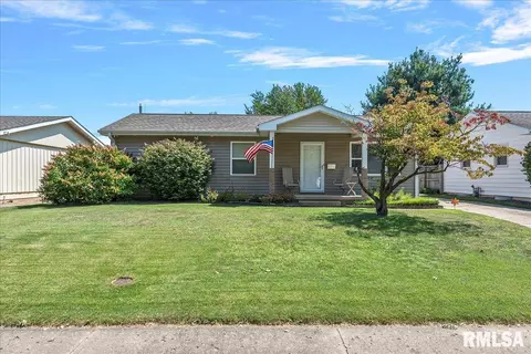 64 Foresters Ln, Springfield, IL 62704