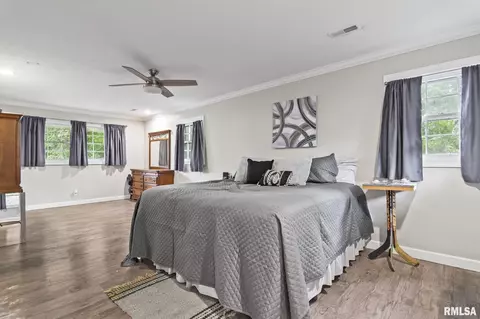 7685 Canterbury Dr, Springfield, IL 62712 photo 18