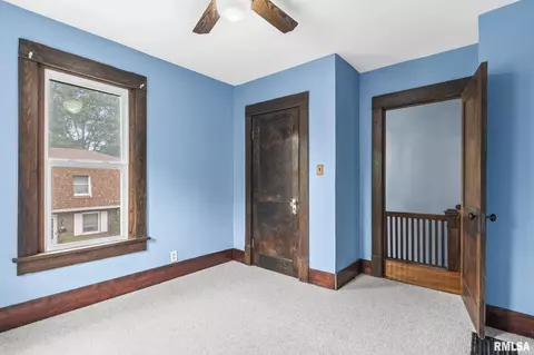 211 S Walnut St, Springfield, IL 62704 photo 25