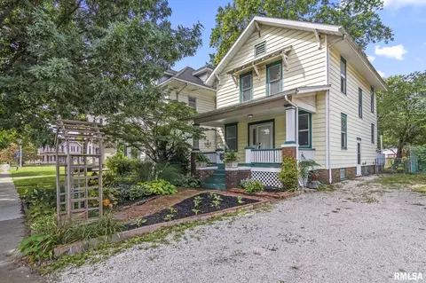 211 S Walnut St, Springfield, IL 62704