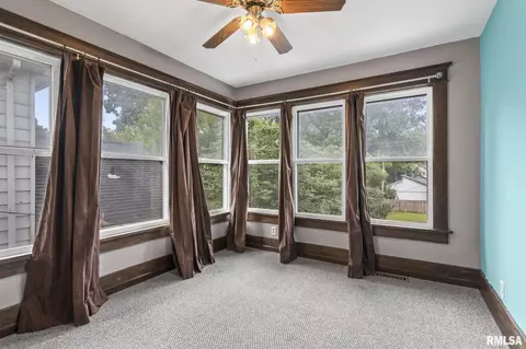 211 S Walnut St, Springfield, IL 62704 photo 21