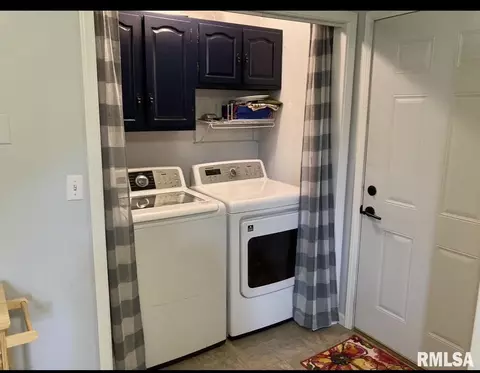 Other - 3012 Terra Ct, Springfield, IL 62707 photo 8 of 10
