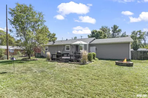 1527 E Walnut St, Chatham, IL 62629 photo 26