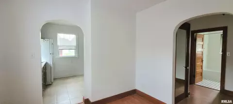 2220 E Grandview Ave, Springfield, IL 62702 photo 11