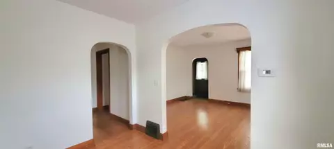 2220 E Grandview Ave, Springfield, IL 62702 photo 12