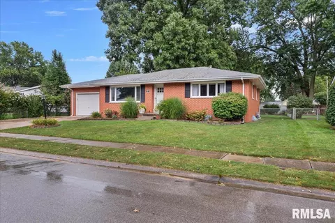 6 Guilford Dr, Springfield, IL 62711 photo 3