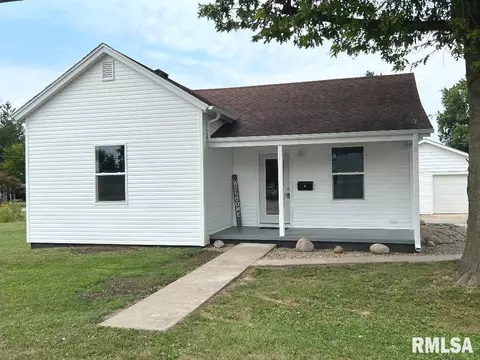 131 Railroad St, Winchester, IL 62694