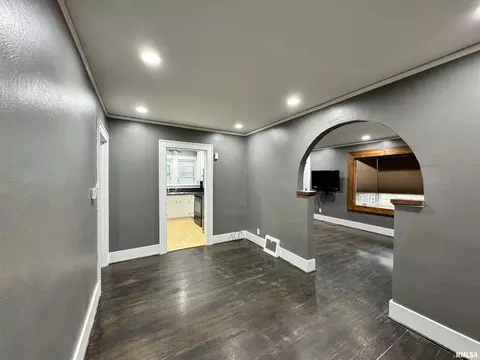612 S State St, Springfield, IL 62704 photo 7