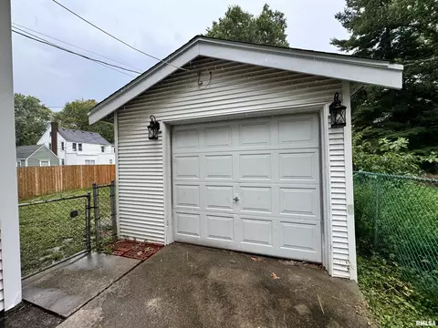 612 S State St, Springfield, IL 62704 photo 27