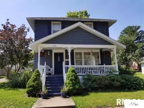 229 2nd St, Lincoln, IL 62656