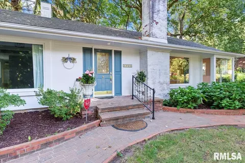 1721 Cherry Rd, Springfield, IL 62704 photo 2