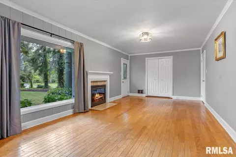 1721 Cherry Rd, Springfield, IL 62704 photo 9