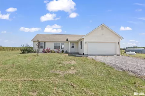 12822 Wiseman Rd, Petersburg, IL 62675