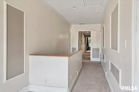 Entry Way - 202 E Birch St, New Berlin, IL 62670 photo 4 of 4