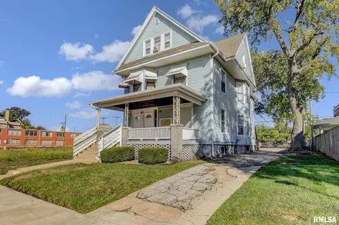 1030 S 4th St, Springfield, IL 62703