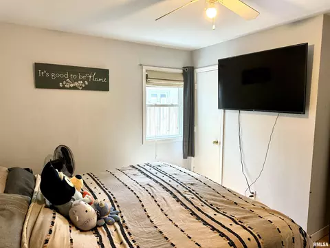1645 N 20th St, Springfield, IL 62702 photo 10