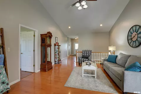 537 E 2050th, Liberty, IL 62347 photo 10