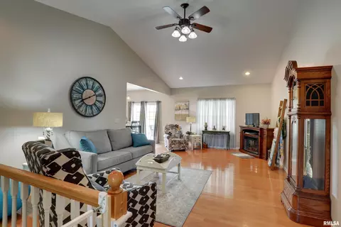 537 E 2050th, Liberty, IL 62347 photo 9