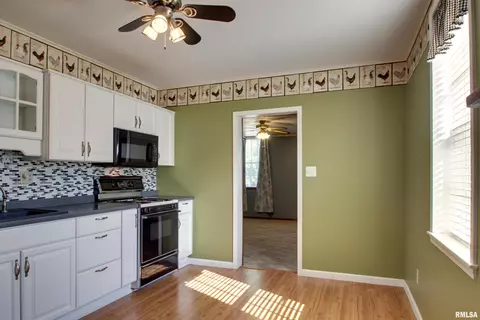 802 Payson Ave, Quincy, IL 62301 photo 4