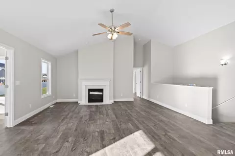 3604 Peach Tree Dr, Springfield, IL 62711 photo 3