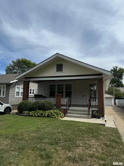 1720 S State St, Springfield, IL 62704