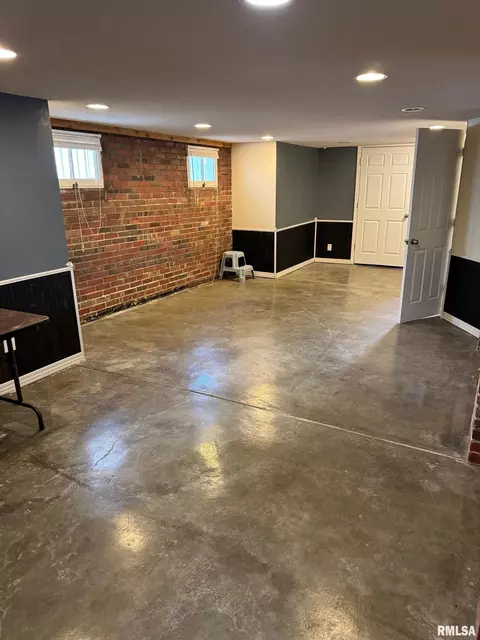 1720 S State St, Springfield, IL 62704 photo 12