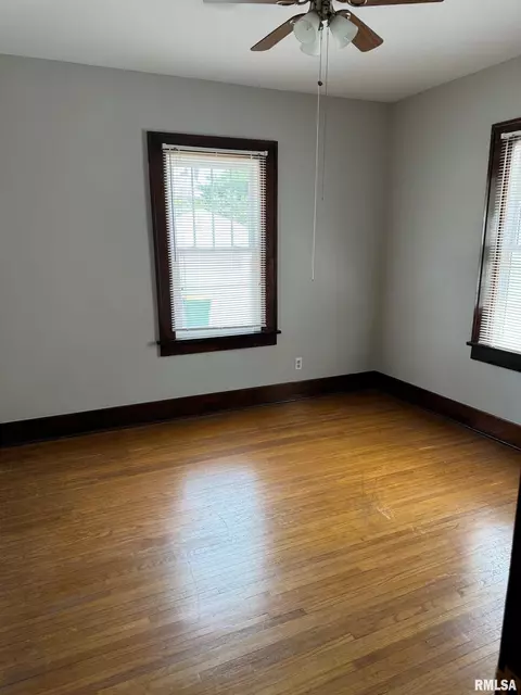 1720 S State St, Springfield, IL 62704 photo 10
