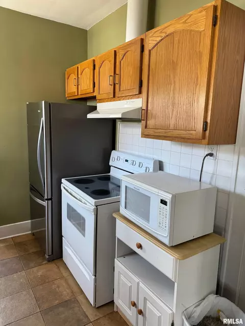 1720 S State St, Springfield, IL 62704 photo 6