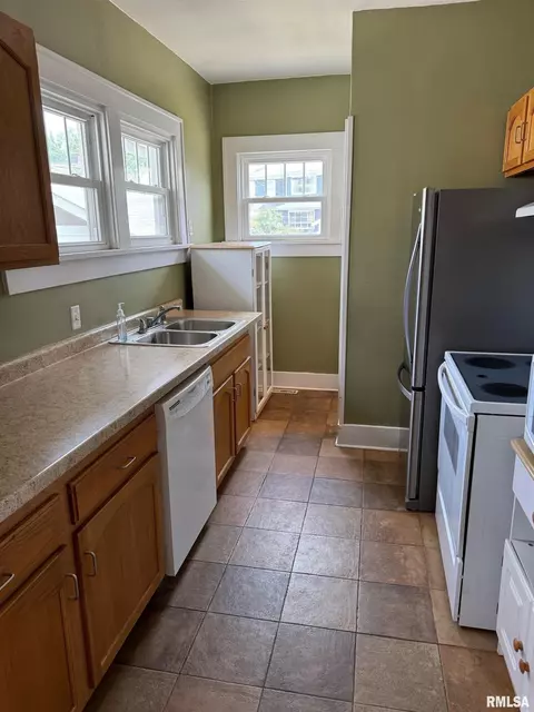1720 S State St, Springfield, IL 62704 photo 8