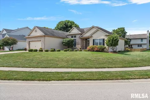 2701 Wordsworth Dr, Springfield, IL 62711 photo 2