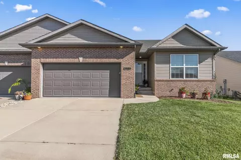 4809 Savoy Dr, Springfield, IL 62711