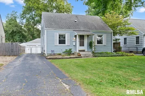 3032 S Lincoln Ave, Springfield, IL 62704