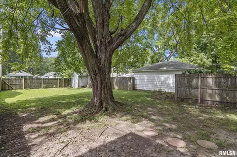 2437 S Lowell Ave, Springfield, IL 62704 photo 27