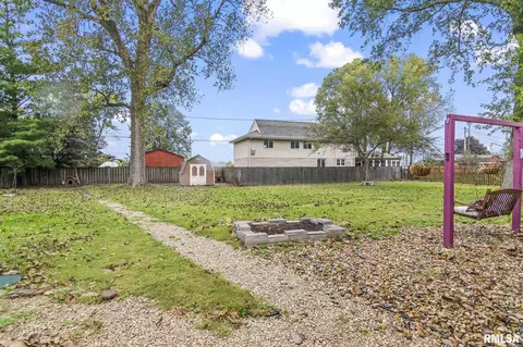 17 Lakewind Dr, Springfield, IL 62703 photo 6