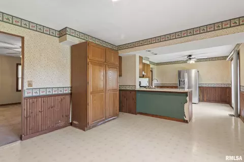 26172619 Delaware Dr, Springfield, IL 62702 photo 10