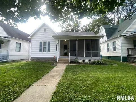 1603 S Pasfield St, Springfield, IL 62704