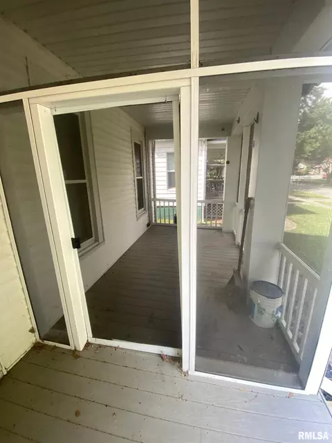 1603 S Pasfield St, Springfield, IL 62704 photo 3