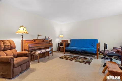 3019 Turning Mill Dr, Springfield, IL 62711 photo 4