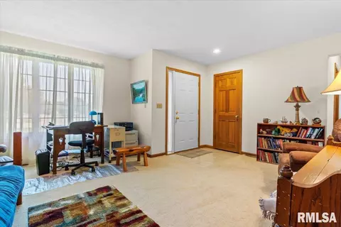 3019 Turning Mill Dr, Springfield, IL 62711 photo 7