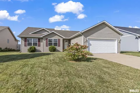 2713 Carl Prairie Dr, Springfield, IL 62703