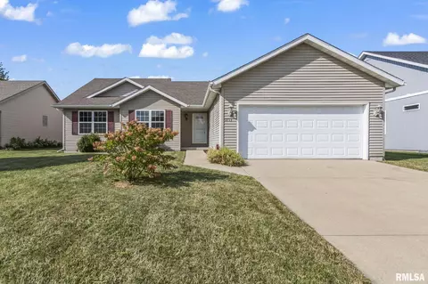 2713 Carl Prairie Dr, Springfield, IL 62703 photo 2