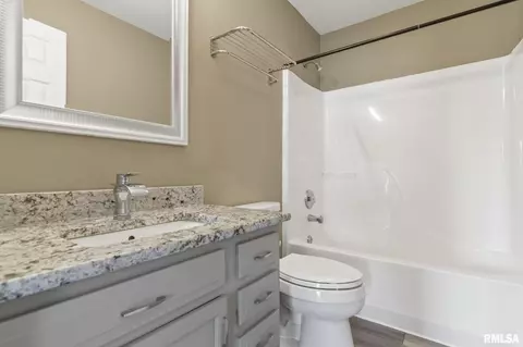2713 Carl Prairie Dr, Springfield, IL 62703 photo 25
