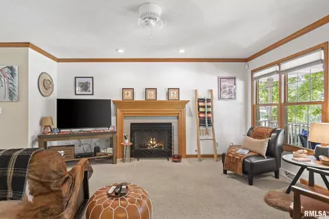1638 N 5th St, Springfield, IL 62702 photo 5