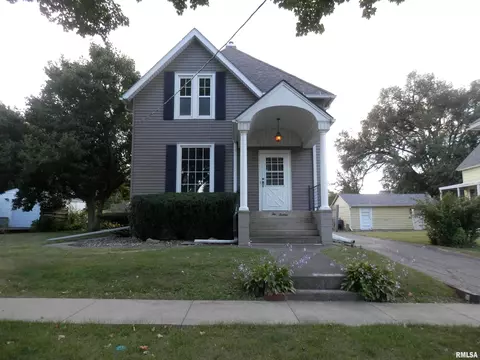218 N Whitesboro St, Galesburg, IL 61401